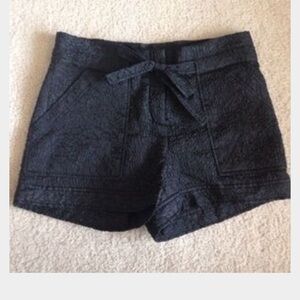 BCBGMaxAzria Black Textured Tie-Waist Shorts